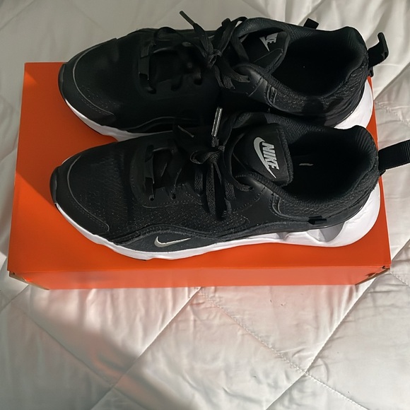 black nike ryz 365 2’s - Picture 4 of 12